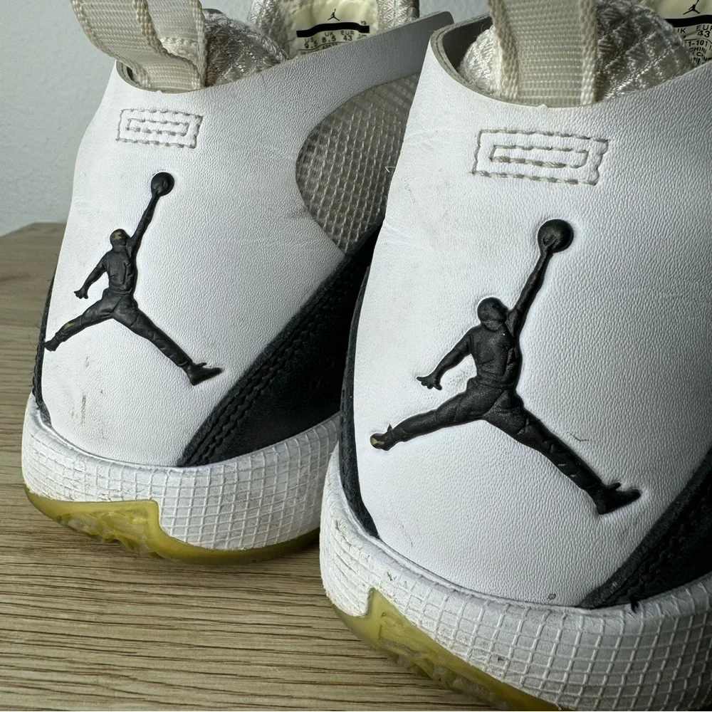 Nike Air Jordan 2011 White Black Anthracite Sneakers 436771-101 Men's Size‎ 9.5